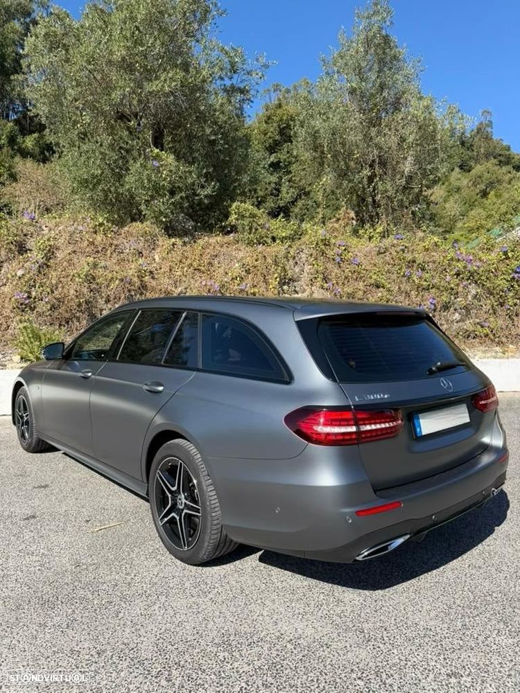 Mercedes-Benz E 300 e Station 9G-TRONIC AMG Line - 3