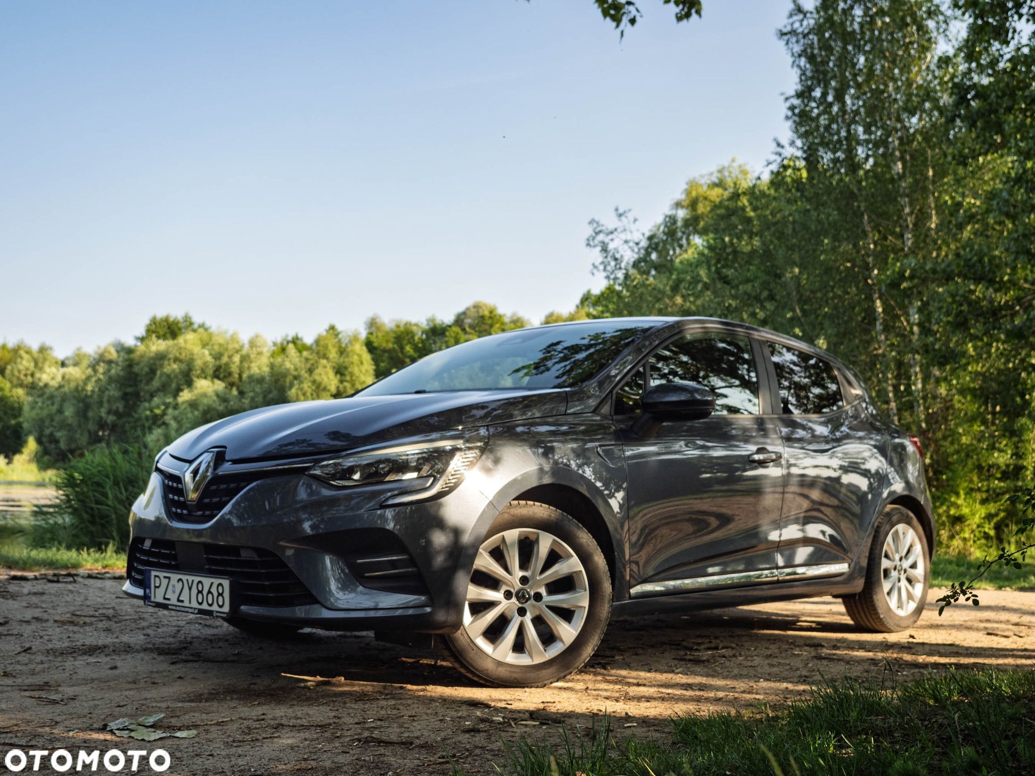 Renault Clio 1.0 TCe Intens - 1