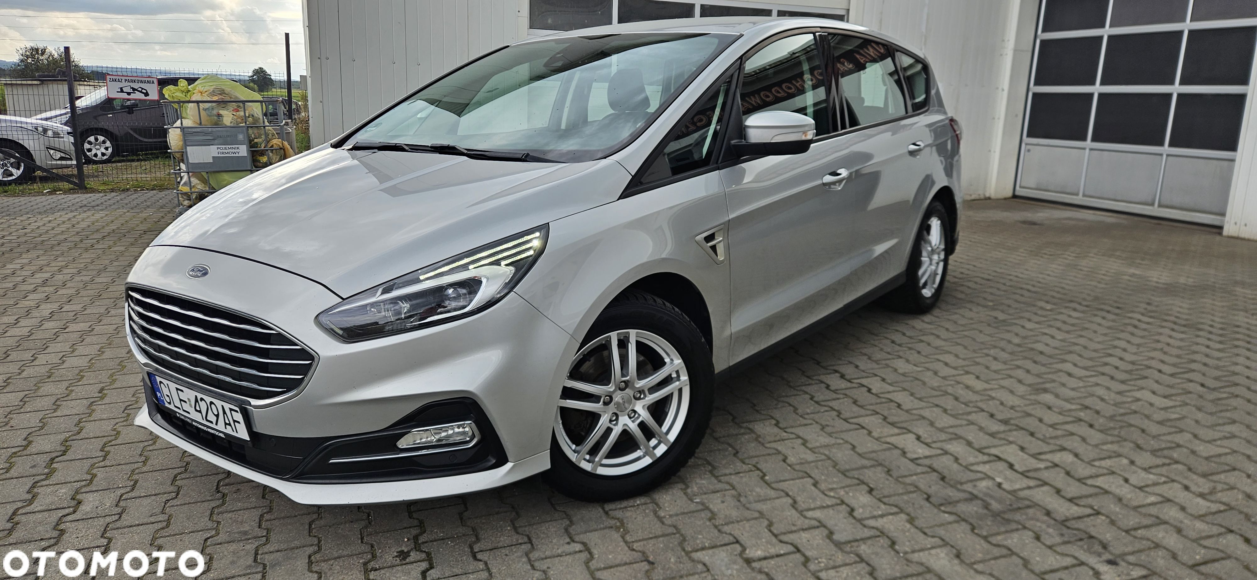 Ford S-Max 2.0 EcoBlue Titanium - 1