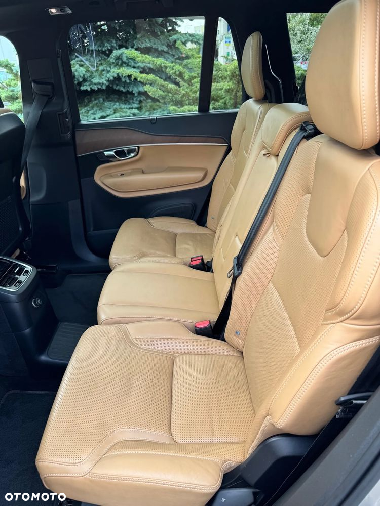 Volvo XC 90 - 11