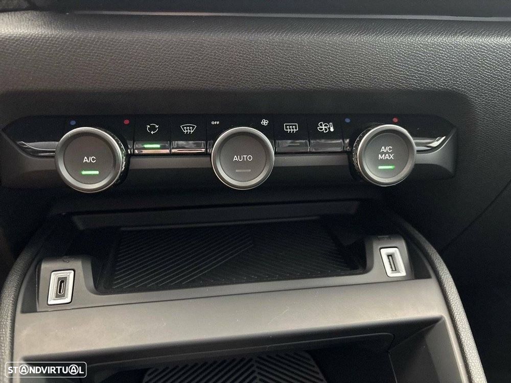 Citroën C4 1.2 Hybrid Plus e-DSC6 - 18