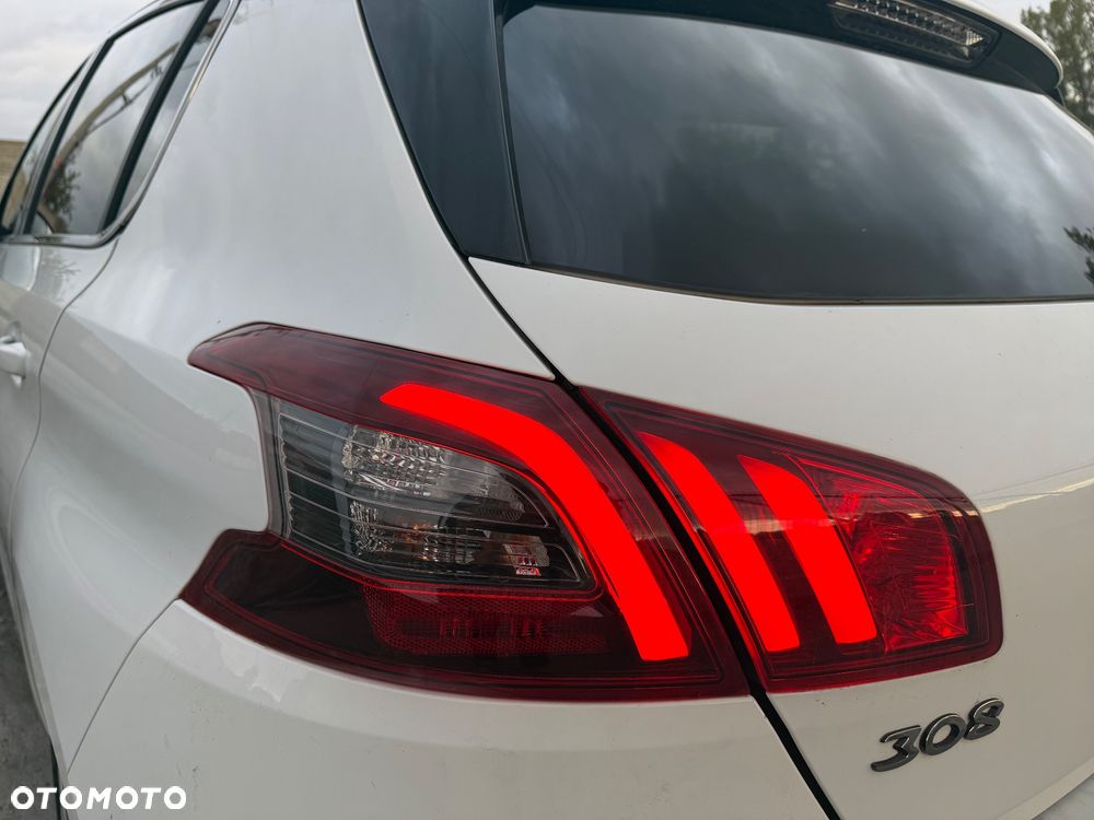 Peugeot 308 - 21