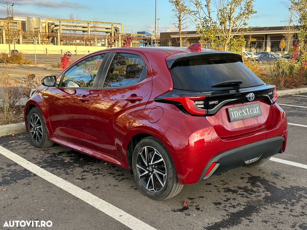 Toyota Yaris Hybrid 1.5 VVT-i - 6