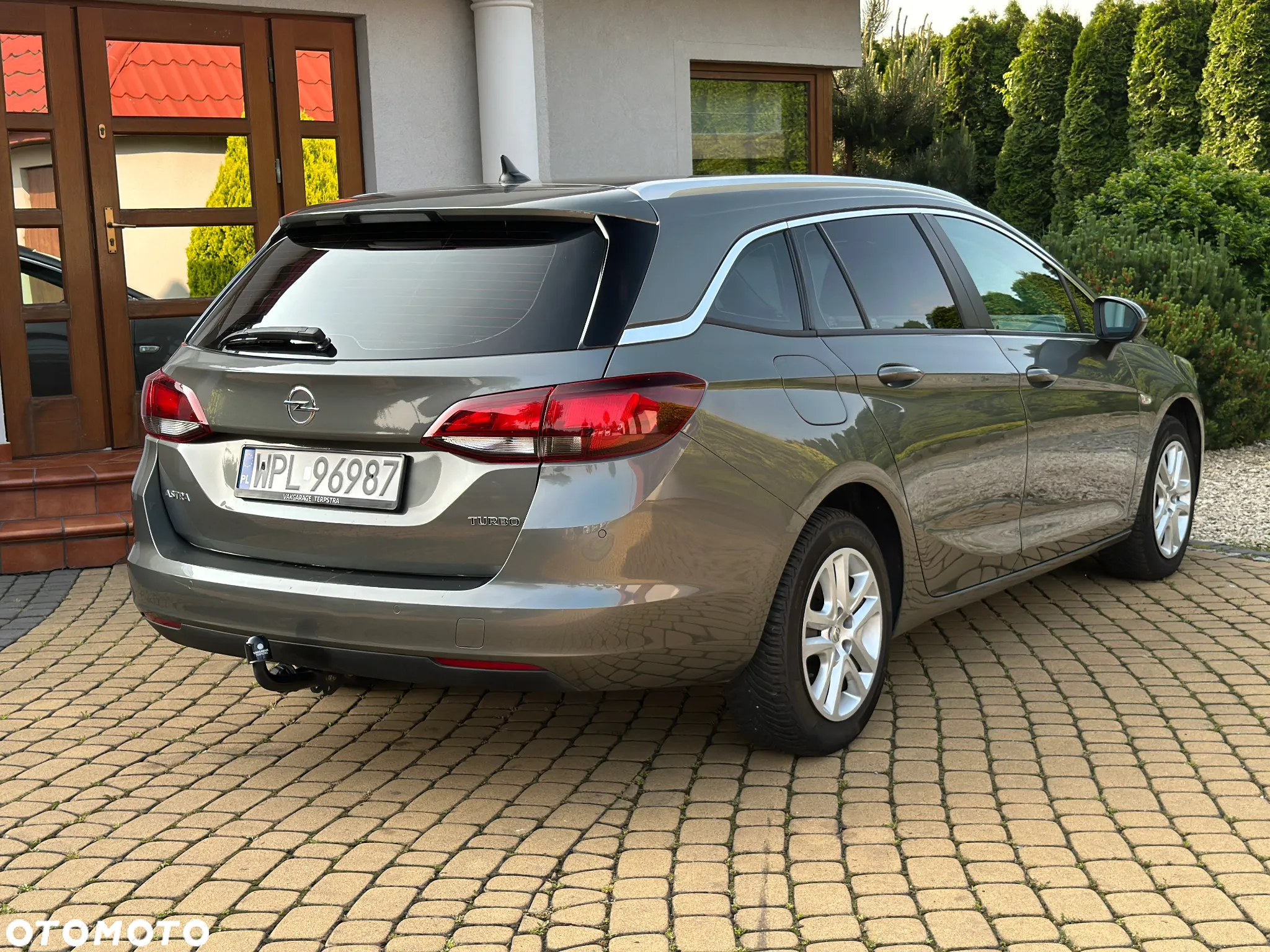 Opel Astra V 1.4 T Elite - 12