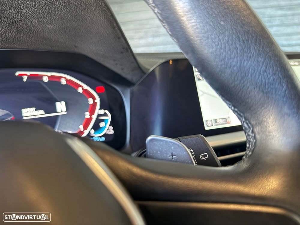 BMW 320 e Line Sport Auto - 32
