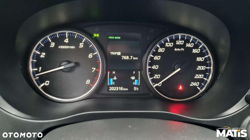 Mitsubishi Outlander - 10