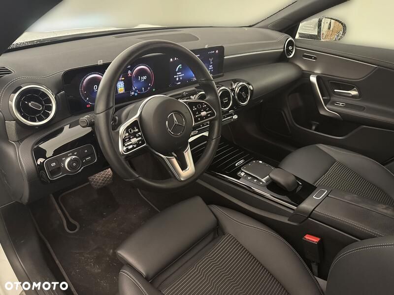 Mercedes-Benz CLA 2022