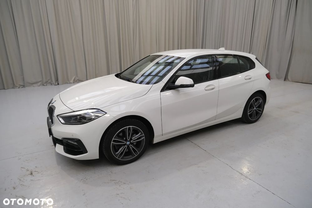 BMW Seria 1 118i Sport Line - 2