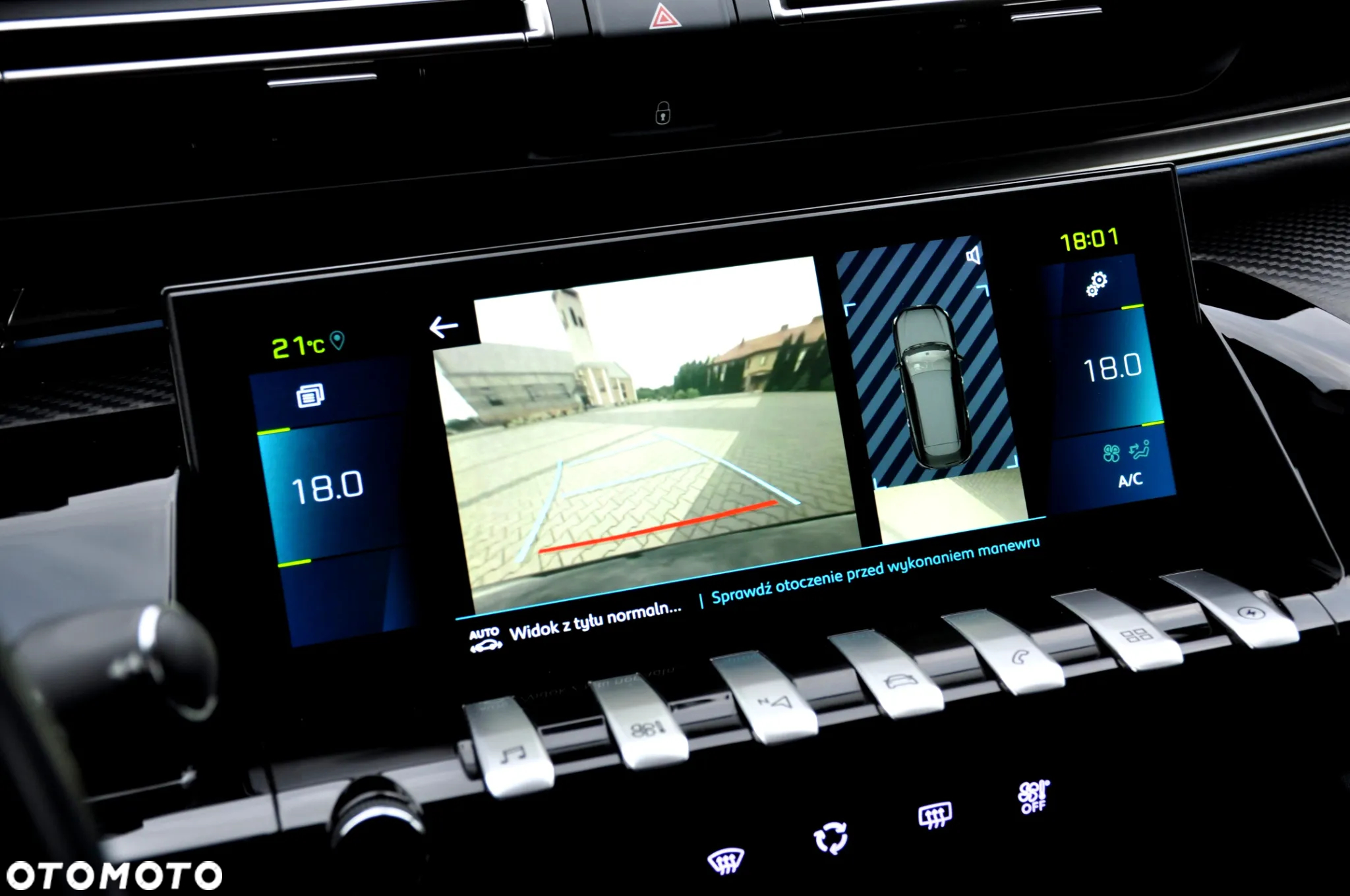 Peugeot 508 SW Plug-In Hybrid 225 e-EAT8 Allure Pack - 37