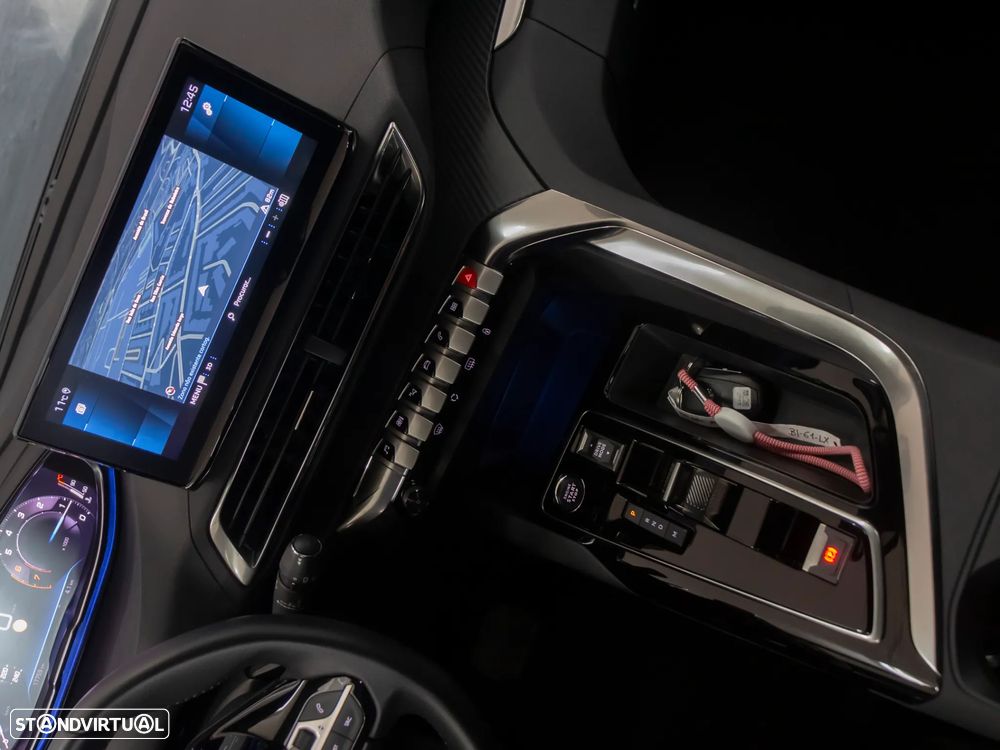 Peugeot 3008 1.2 PureTech Allure EAT8 - 28