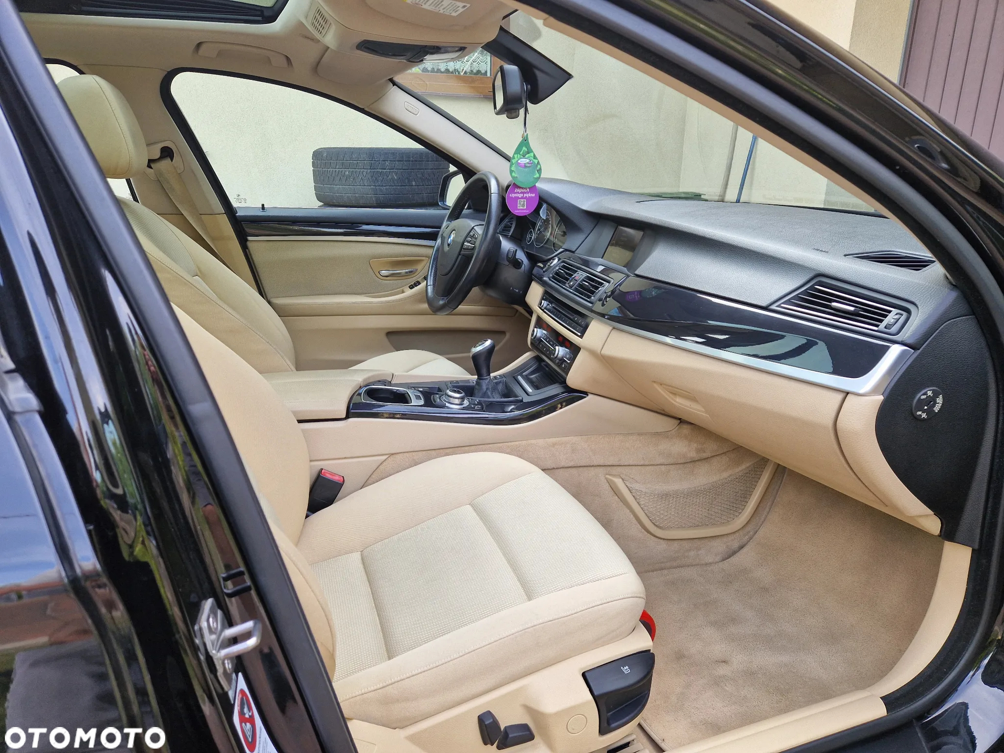 BMW Seria 5 520d - 13