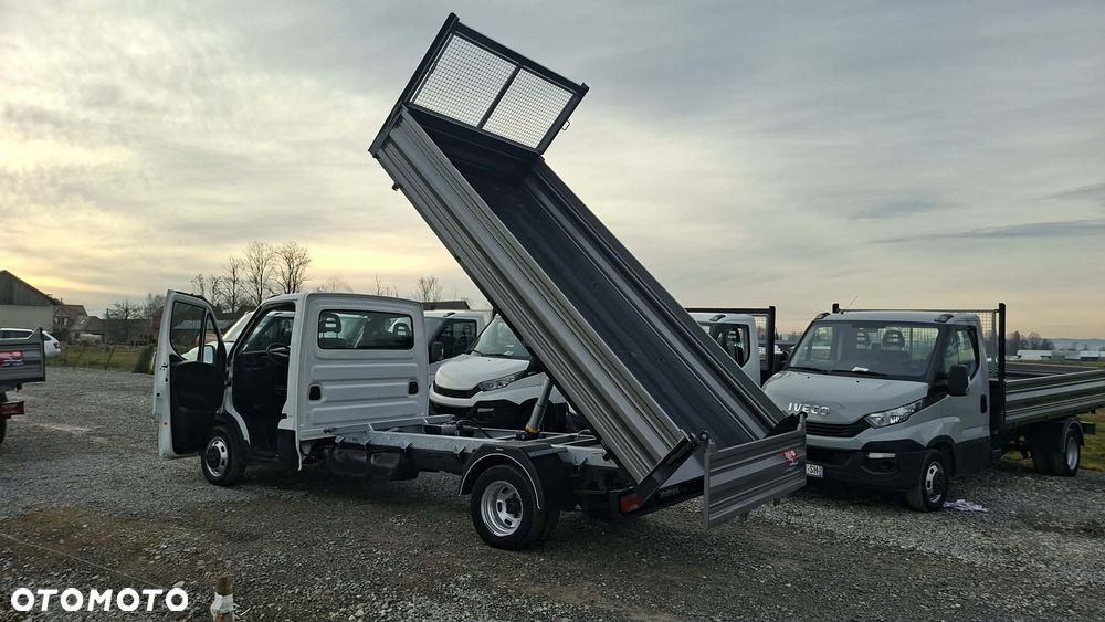 Iveco 35C15,35C14, 35C13, 35C12, 70C15 - 9