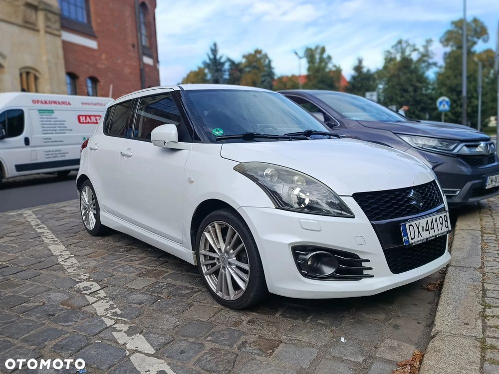Suzuki Swift 1.6 Sport - 12