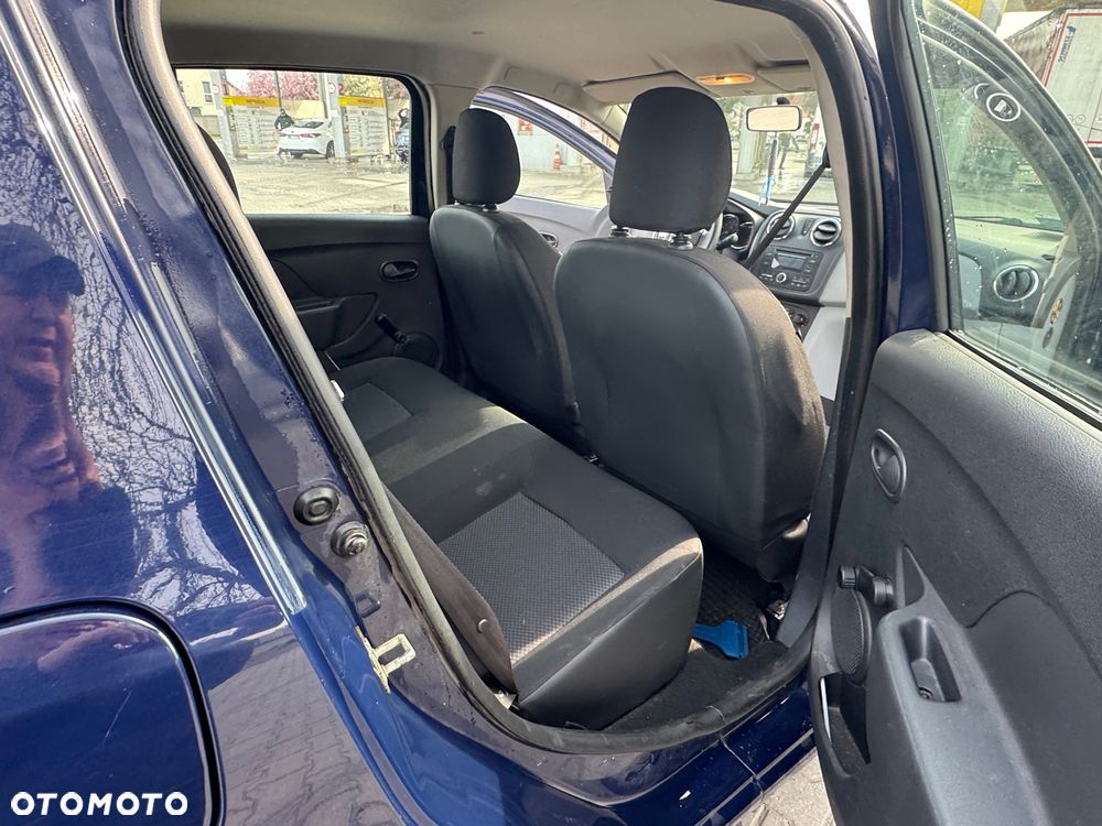 Dacia Sandero 1.2 16V 75 Essentiel - 10