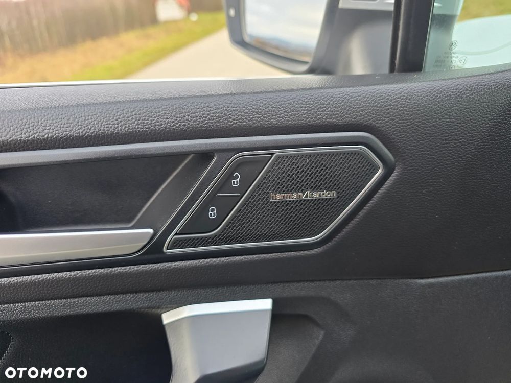 Volkswagen Tiguan 2.0 TDI SCR 4MotION DSG Elegance - 26