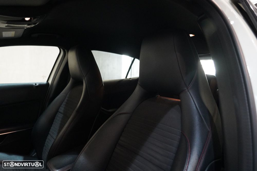 Mercedes-Benz GLA 180 CDI AMG Line - 28