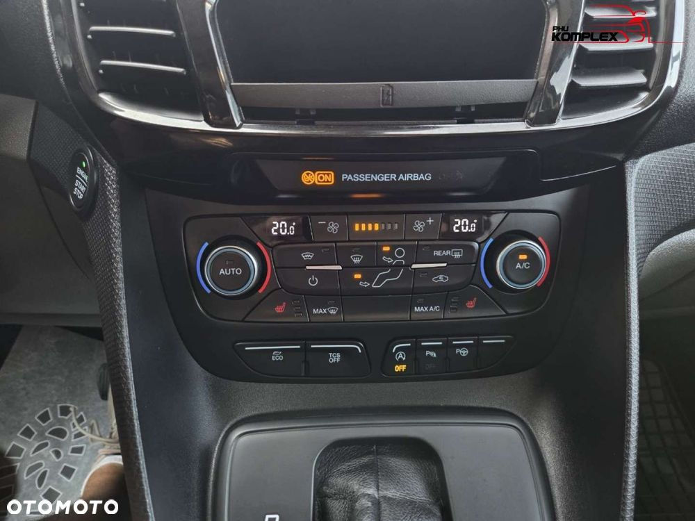 Ford Tourneo Connect Grand - 18