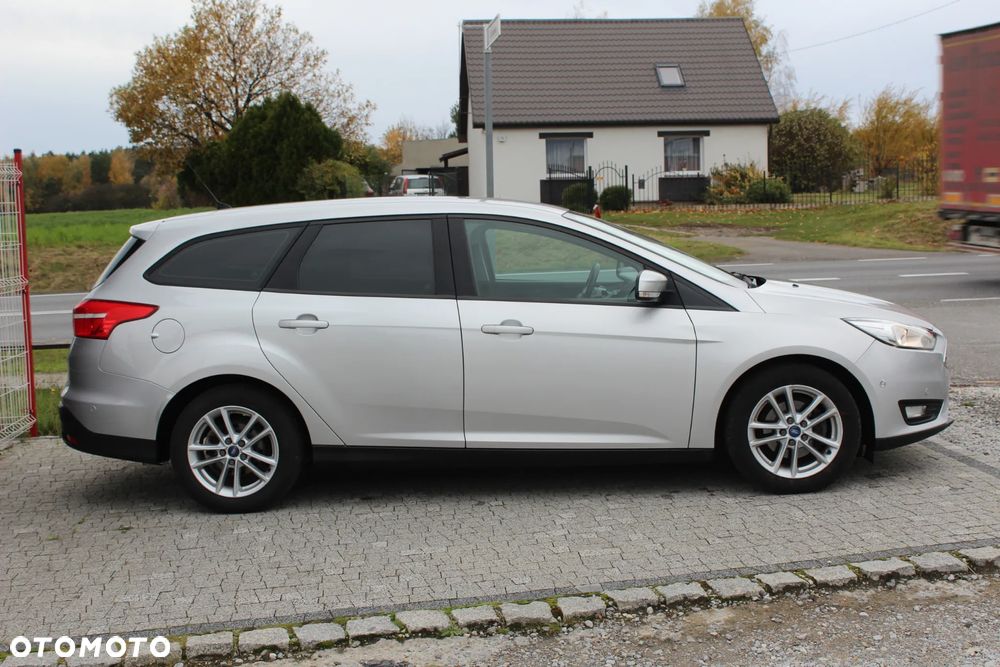 Ford Focus Turnier 1.6 Ti-VCT Trend - 4