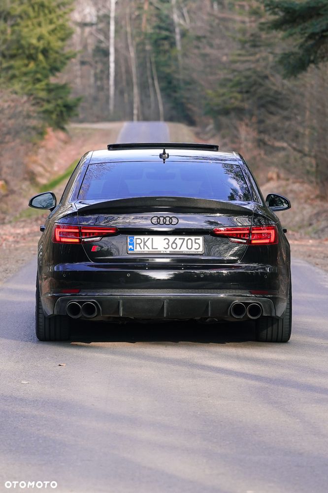 Audi S4 Limousine - 4