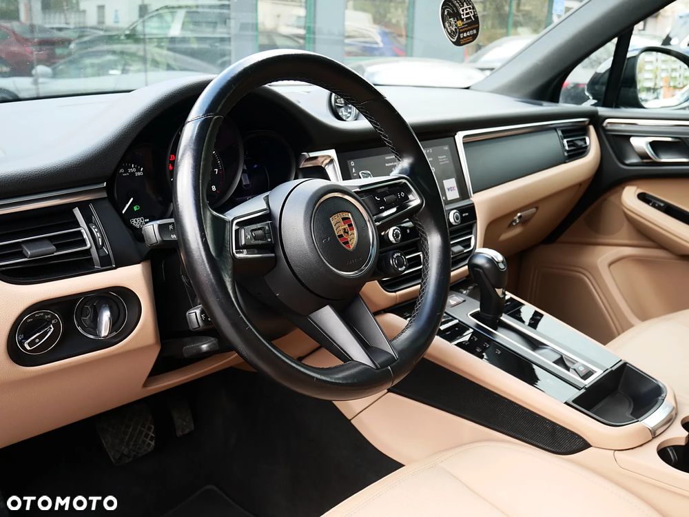 Porsche Macan Standard - 4