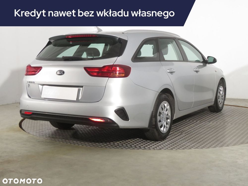 Kia Ceed - 7
