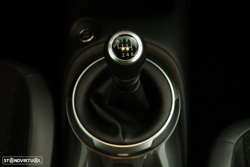 Nissan Juke 1.0 DIG-T N-Design Black - 13