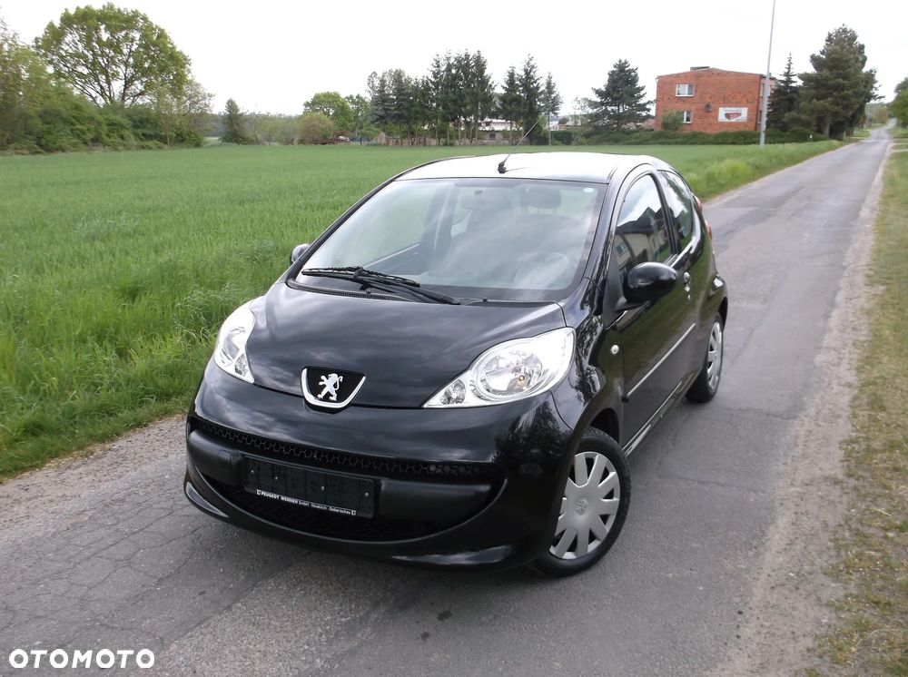 Peugeot 107 - 18