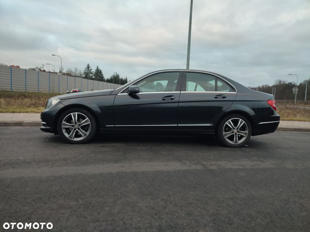 Mercedes-Benz Klasa C 200 CDI BlueEff Elegance - 16