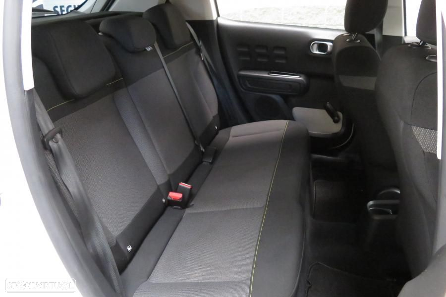 Citroën C3 1.2 PureTech C-Series - 17