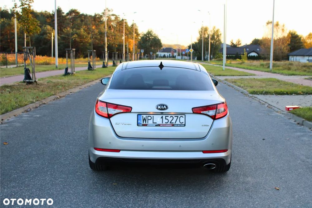 Kia Optima 2012 photo 3