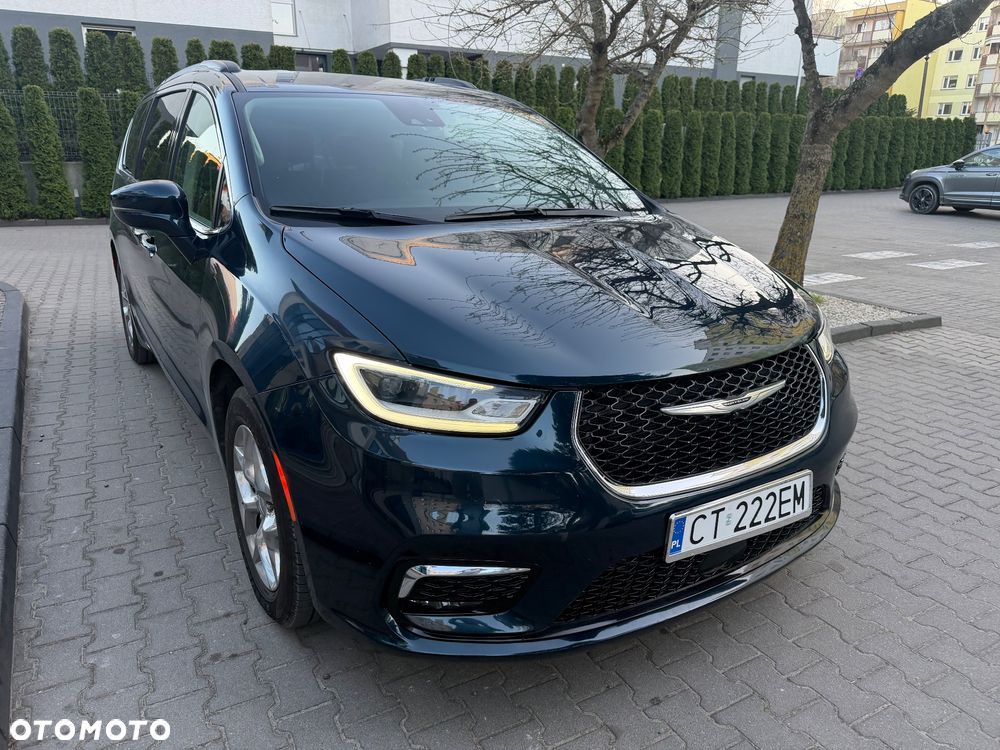 Chrysler Pacifica - 5
