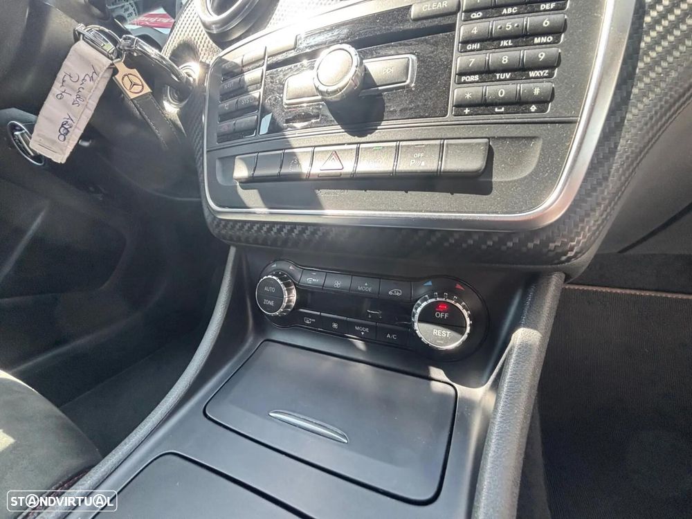 Mercedes-Benz A 220 d 7G-DCT AMG Line — fotografia 57