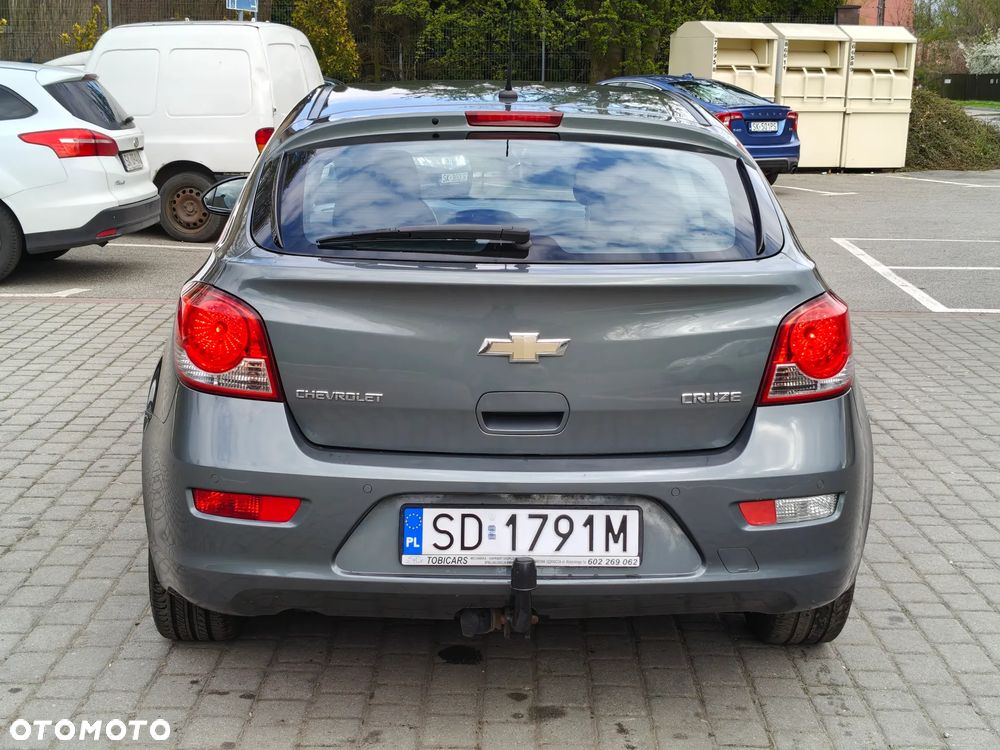 Chevrolet Cruze 1.6 LT - 10