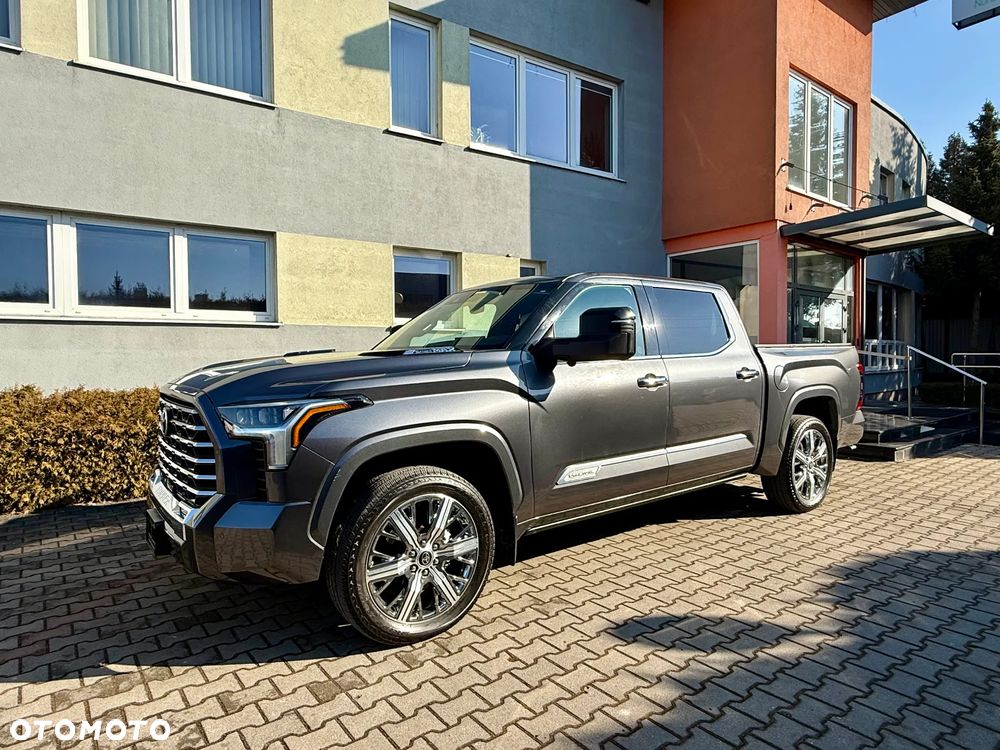 Toyota Tundra - 9