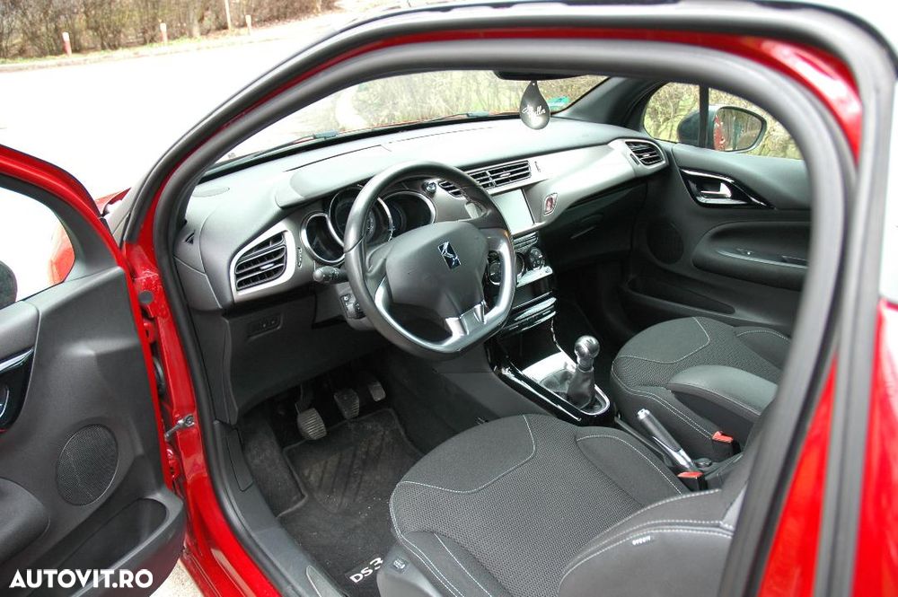 Citroën DS3 PureTech 110 Start & Stop SoChic - 5