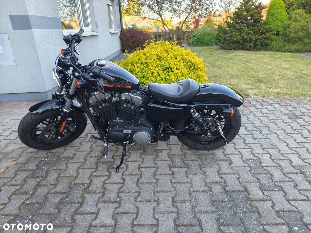 Harley-Davidson Sportster Forty-Eight - 1