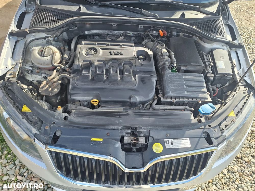 Skoda Octavia 2.0 TDI (Green tec) Ambition - 12