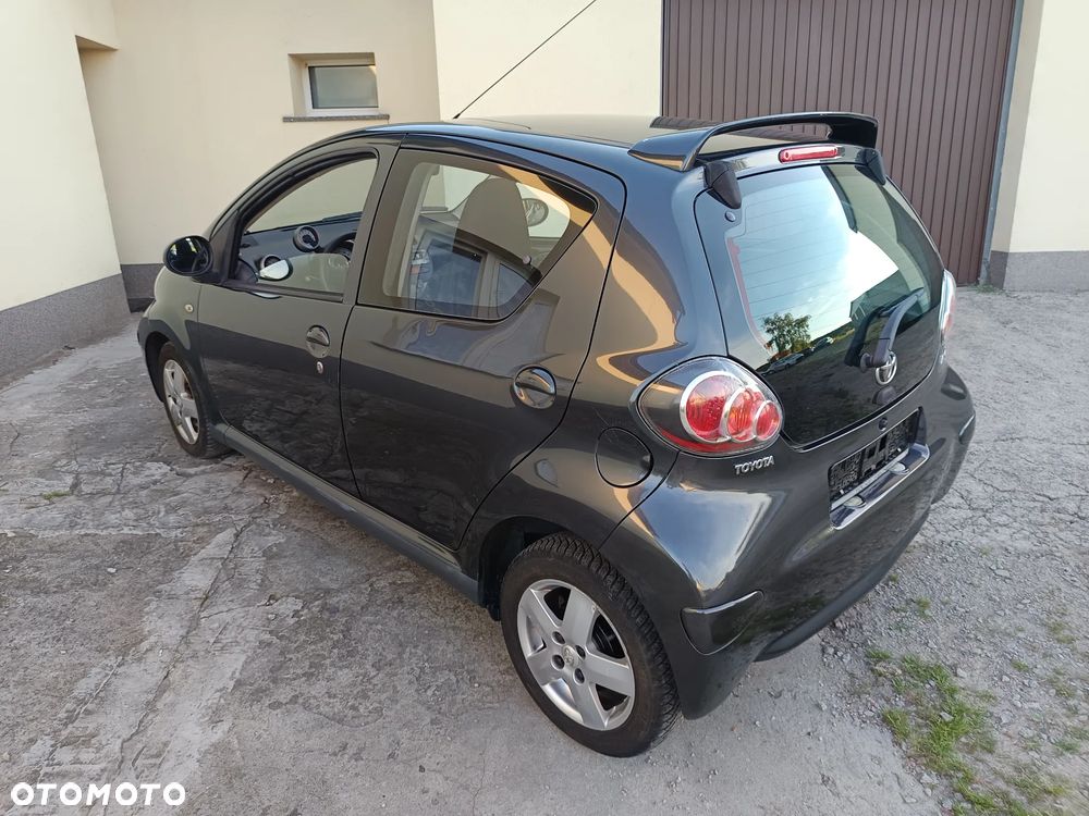 Toyota Aygo Black - 6