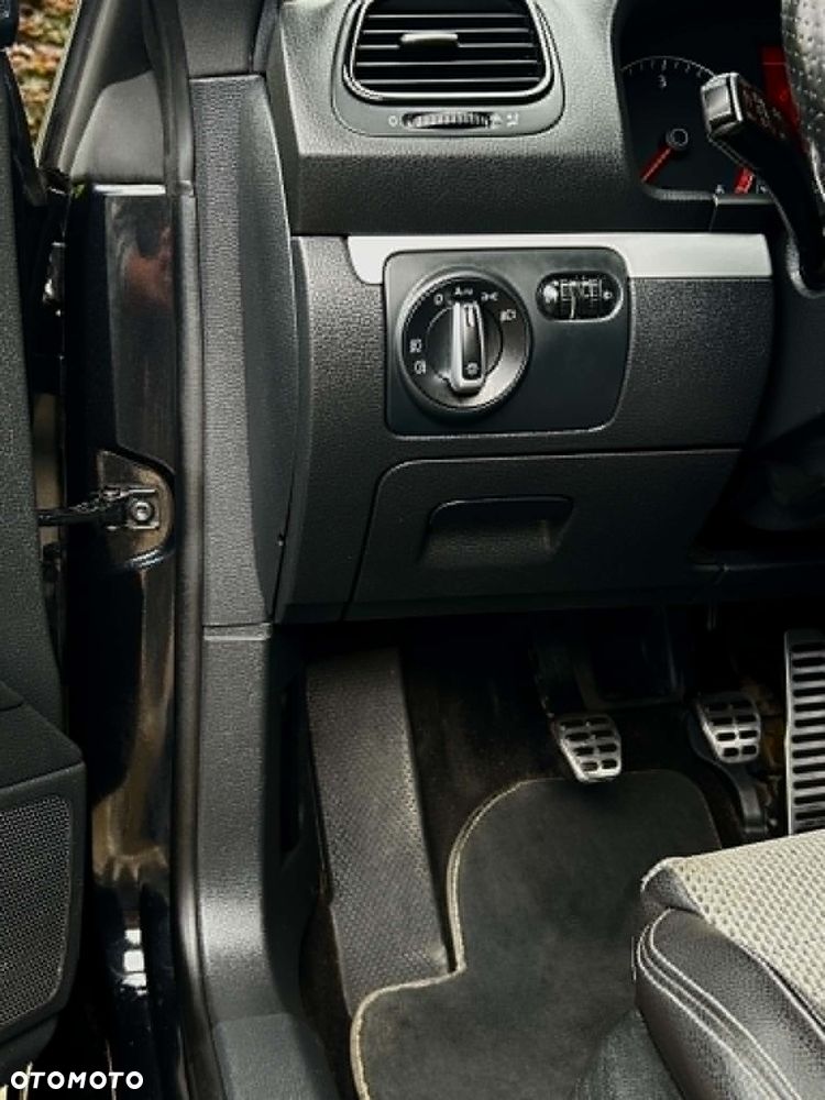 Volkswagen Scirocco 2.0 TDI - 5