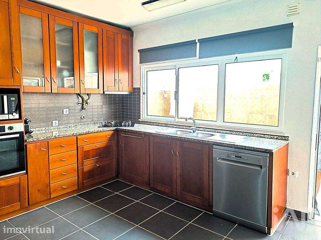 Casa / Villa T3 em Leiria, Pousos, Barreira e Cortes de 106 m2 - Grande imagem: 2/22