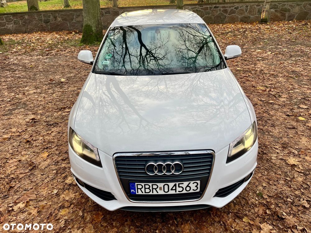 Audi A3 Sportback ver-1-6-tdi-sportback-clean-diesel-s-line-sportpaket - 16