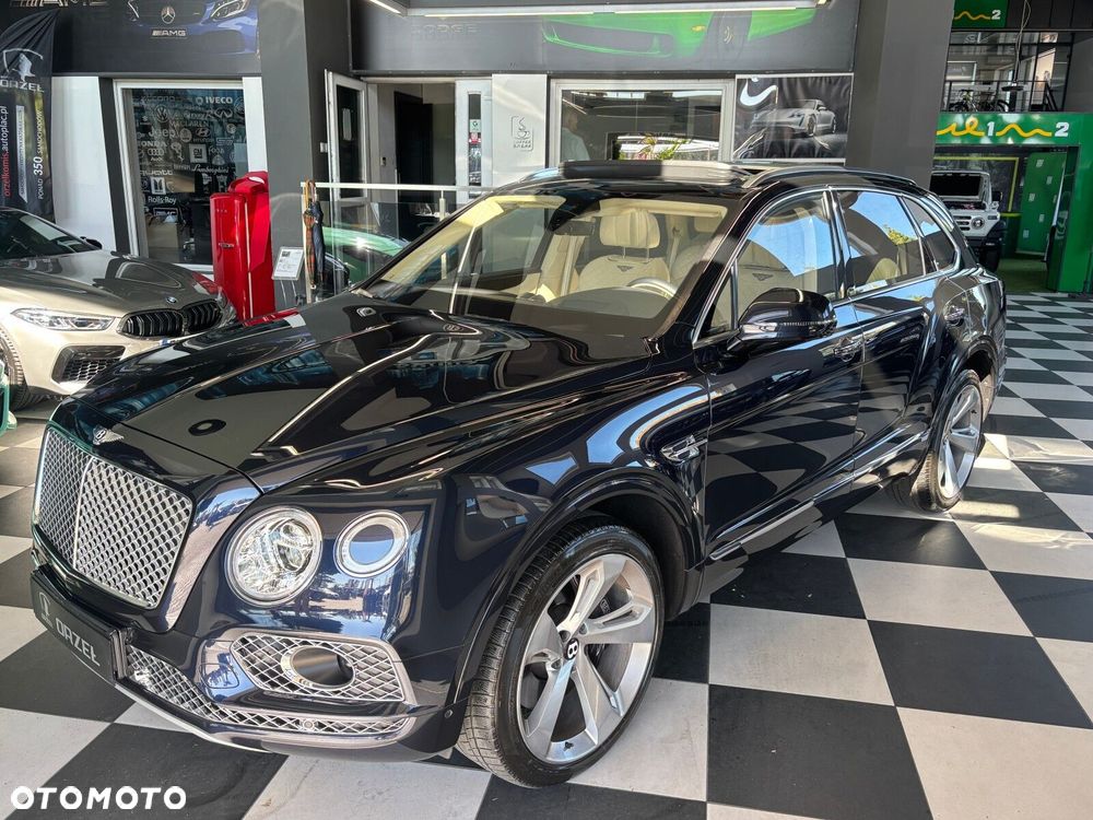 Bentley Bentayga - 2