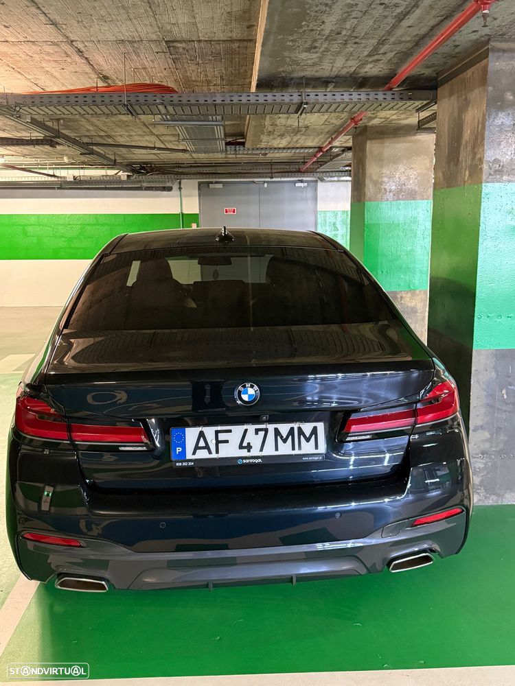 BMW 520 d Pack Desportivo M Auto - 2