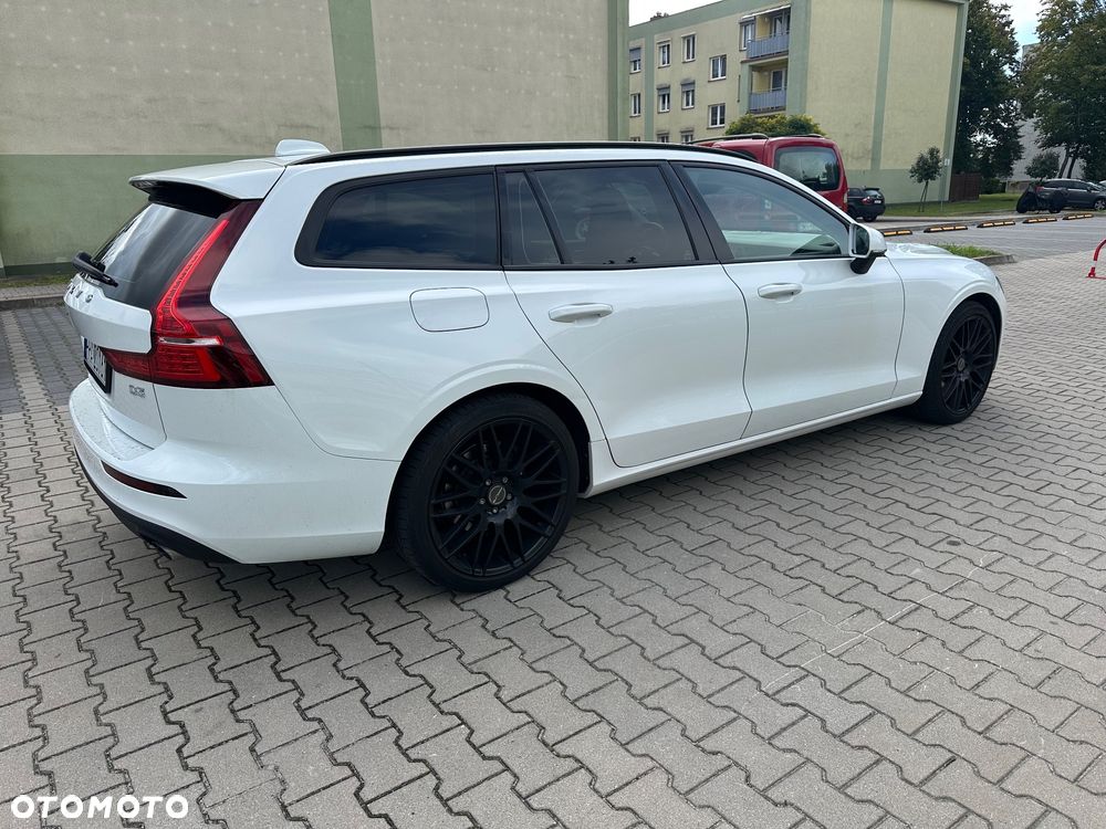 Volvo V60 D3 Momentum - 8