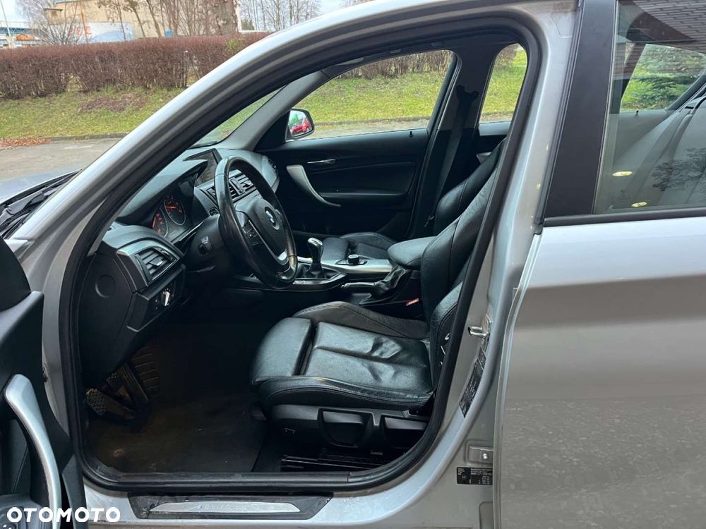 BMW Seria 1 116d Sport Line - 19