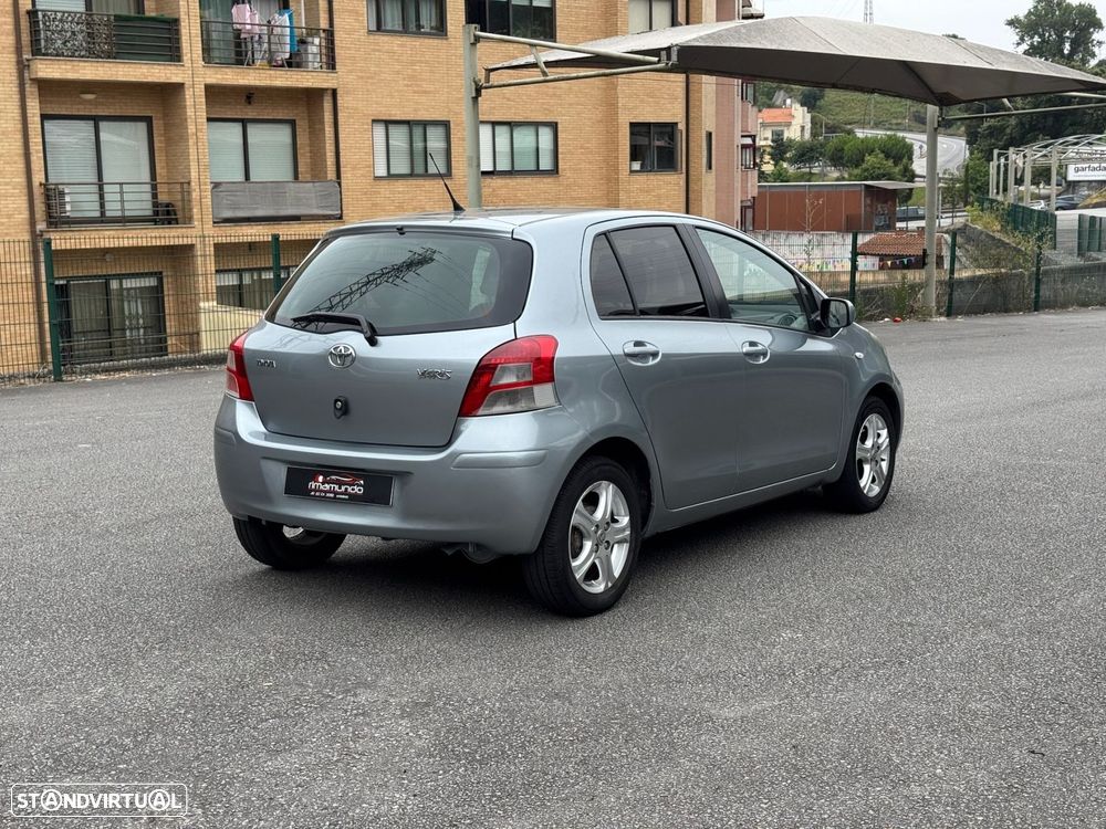 Toyota Yaris - 7