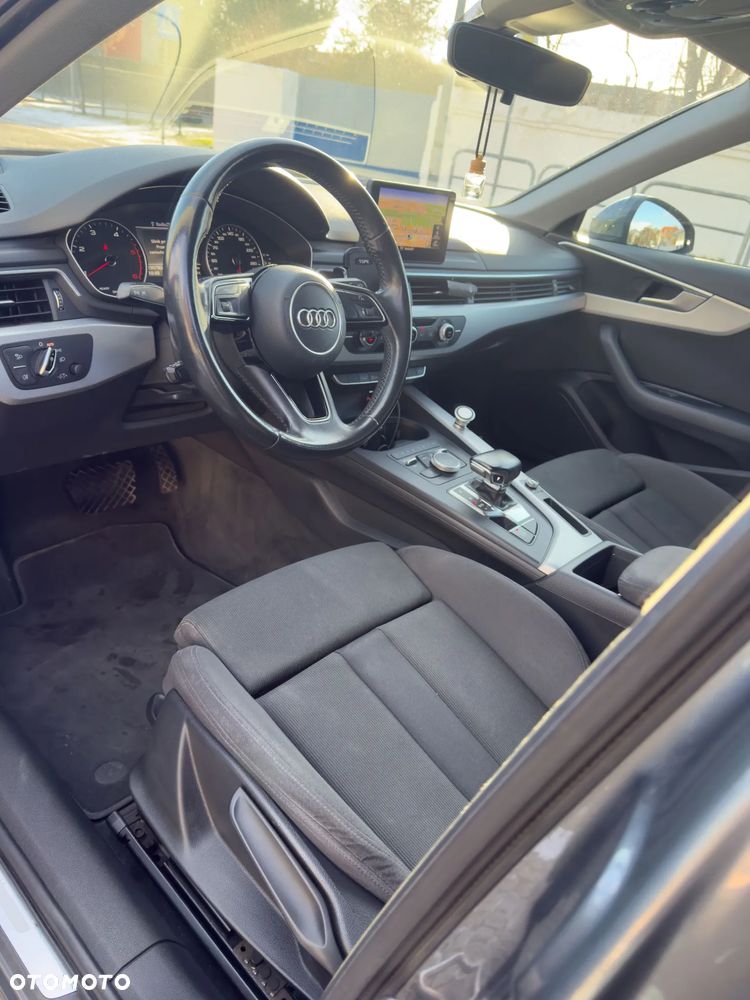 Audi A4 Avant 2.0 TDI S tronic - 10