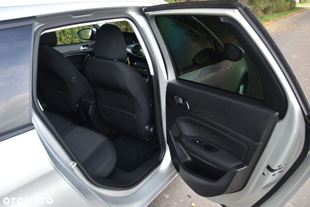 Peugeot 308 1.6 BlueHDi Business Line S&S - 29