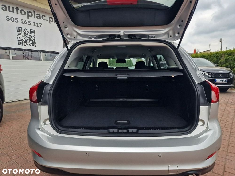 Ford Focus 1.5 EcoBlue Start-Stopp-System COOL&CONNECT - 22