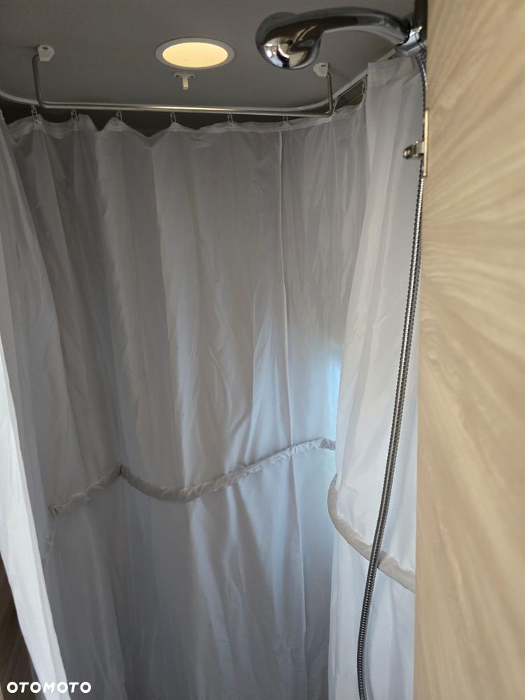 KNAUS KNAUS SUDWIND 750 UD - 18